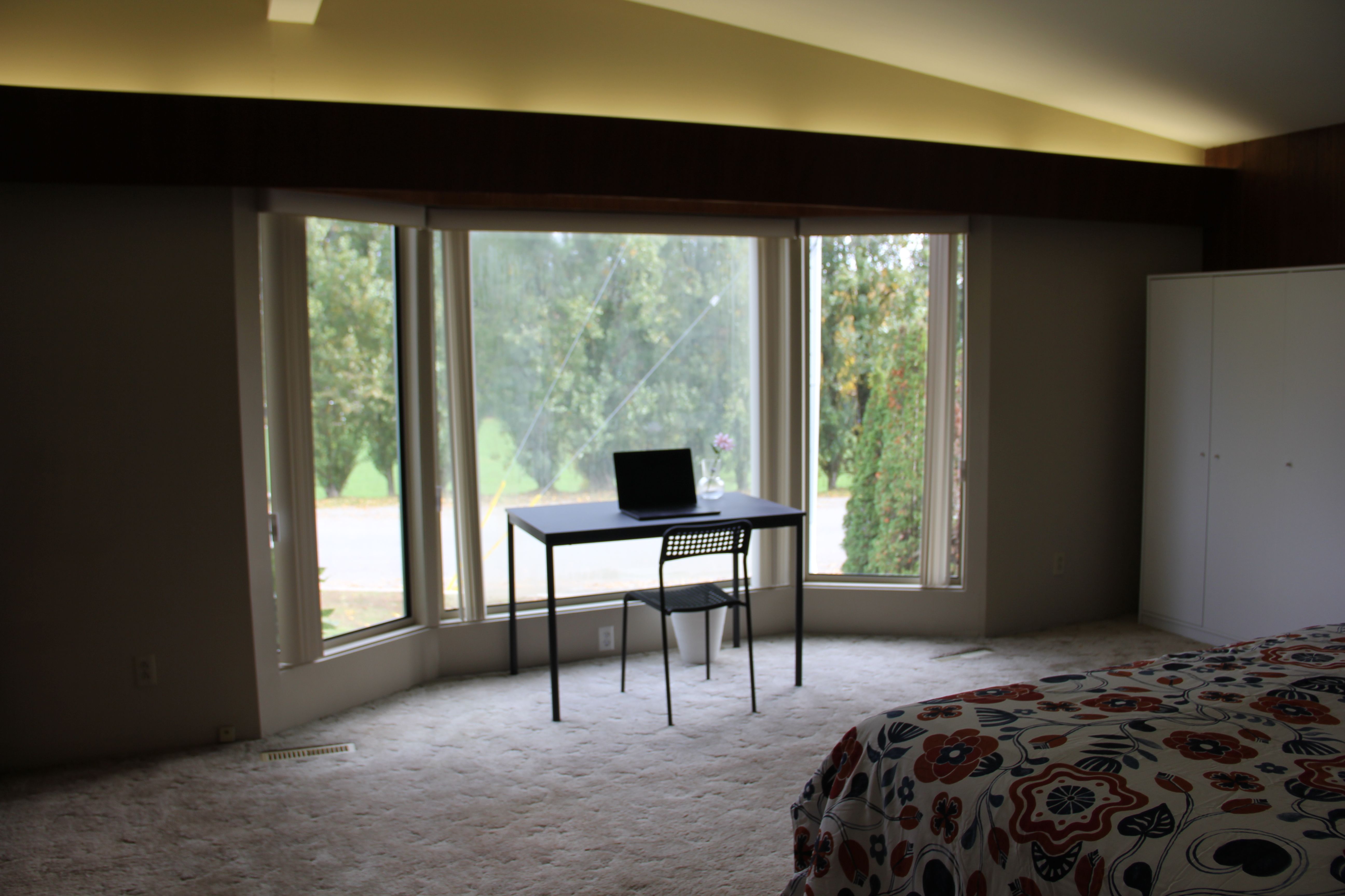 Large Furnished Room 4 for 2 People in Coquitlam near SkyTrain